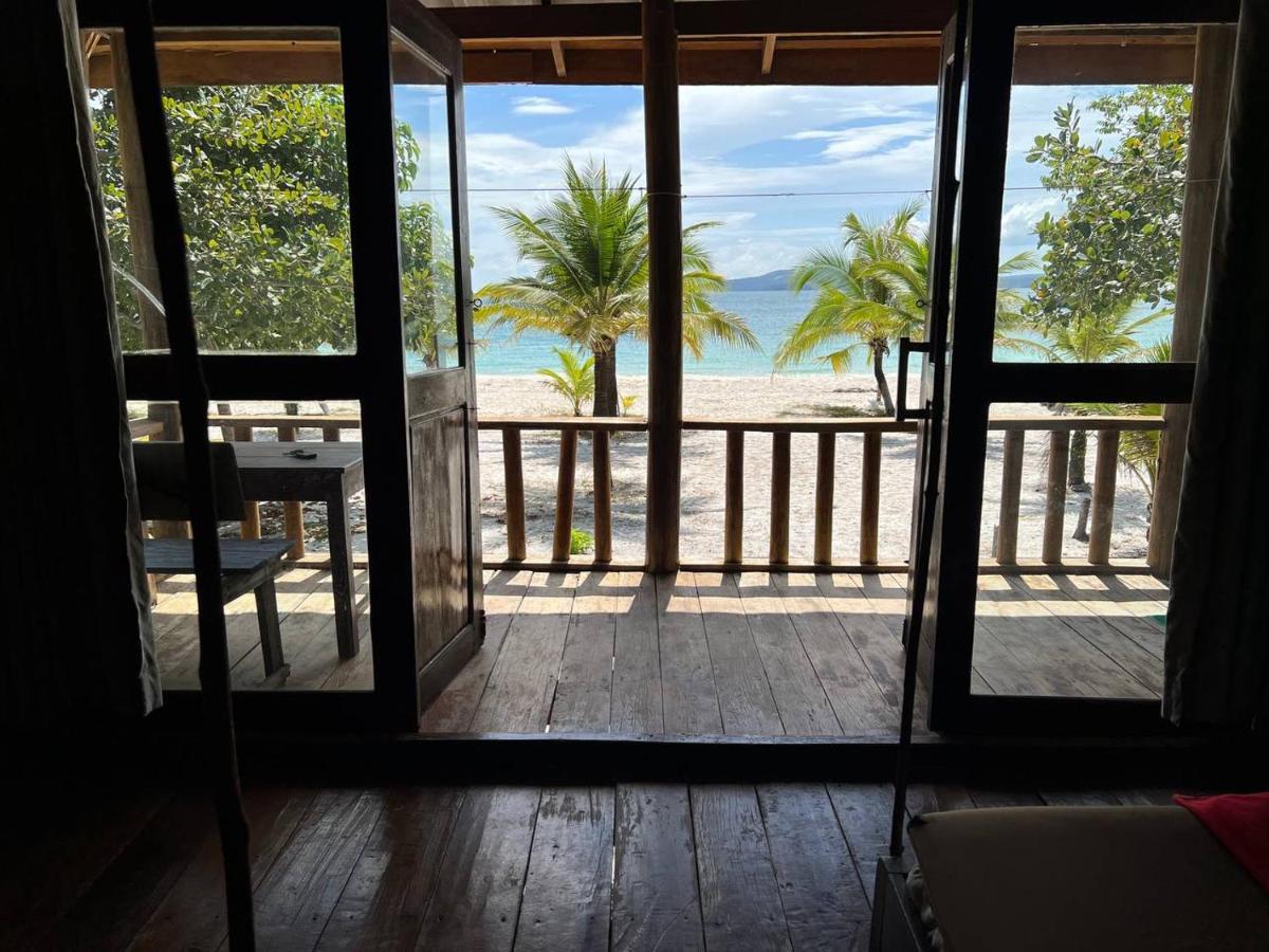 Funky Beach Hostel Sihanoukville Buitenkant foto