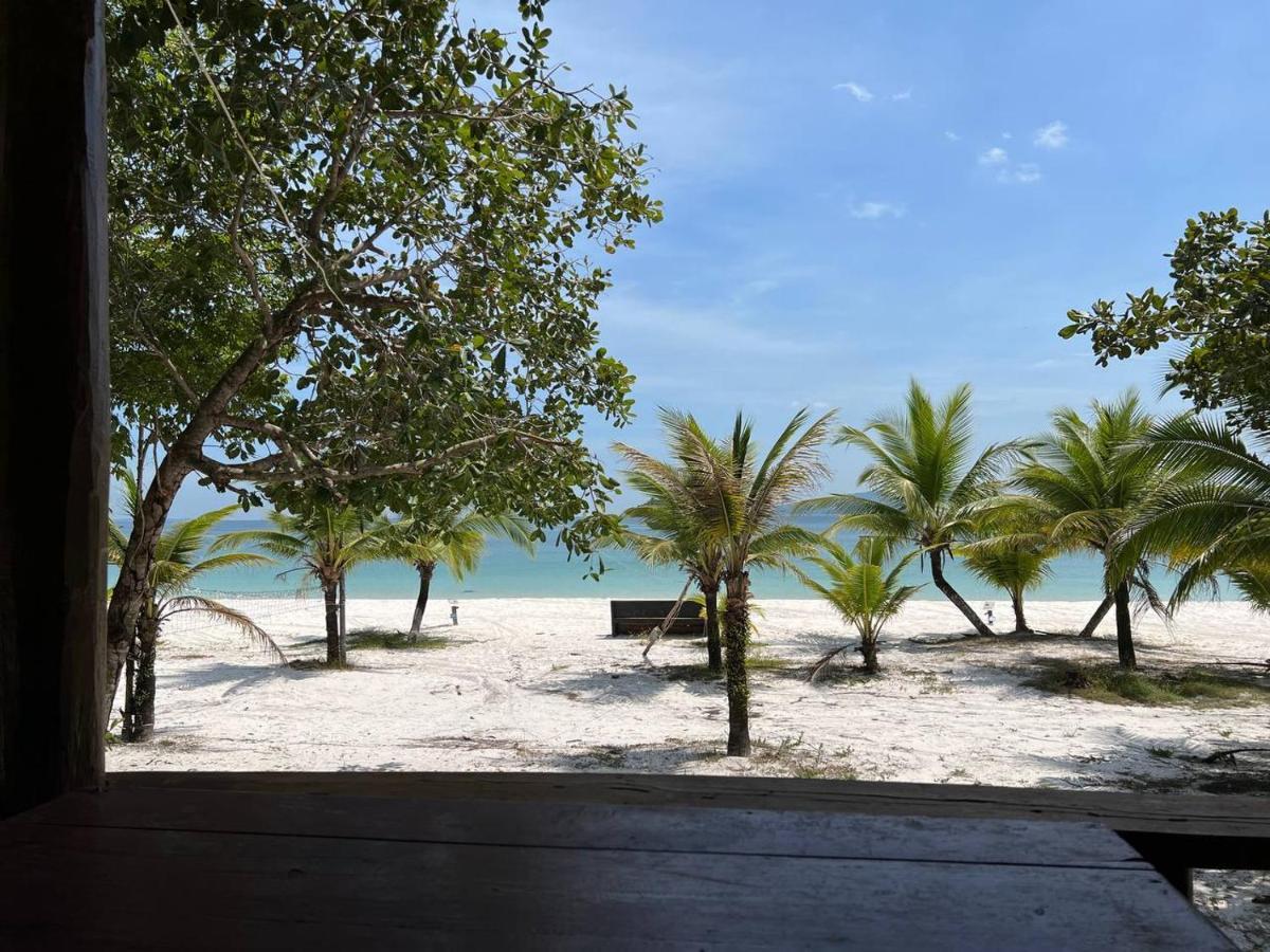 Funky Beach Hostel Sihanoukville Buitenkant foto