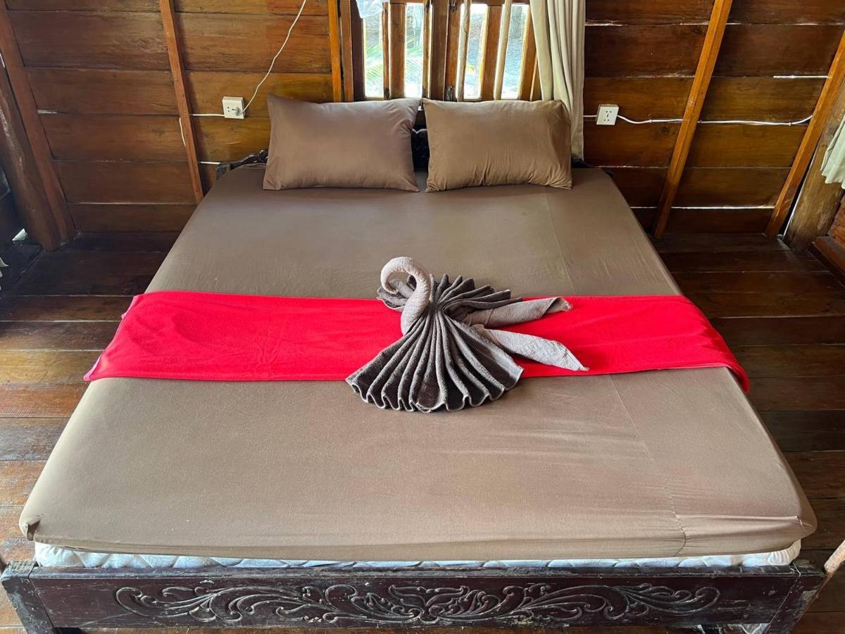 Funky Beach Hostel Sihanoukville Buitenkant foto