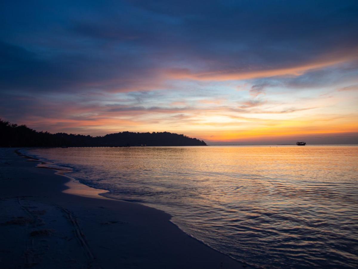 Funky Beach Hostel Sihanoukville Buitenkant foto